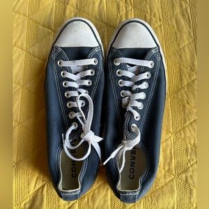 Converse Chuck Taylor All Star Classic Low Top Navy